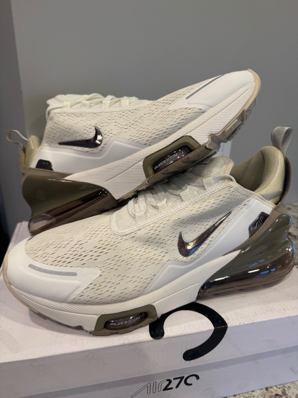 Men’s Air Max 270 Premium